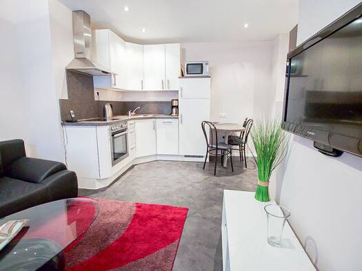 Studio zur Miete 1.190 € 1 Zimmer 40 m² frei ab 01.06.2026 Stade 21682