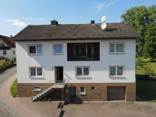 Einfamilienhaus zum Kauf 275.000 € 7 Zimmer 211 m² 628 m² Grundstück Kottweiler-Schwanden 66879