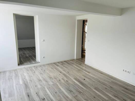 Maisonette zur Miete 1.280 € 4 Zimmer 107 m² Geschoss 2/3 frei ab sofort Lomersheim Mühlacker 75417