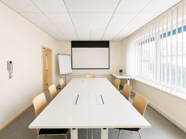 Bürofläche zum Kauf 179.000 € 12 Zimmer 190 m² Bürofläche Bischofsheim Bischofsheim a.d.Rhön 97653