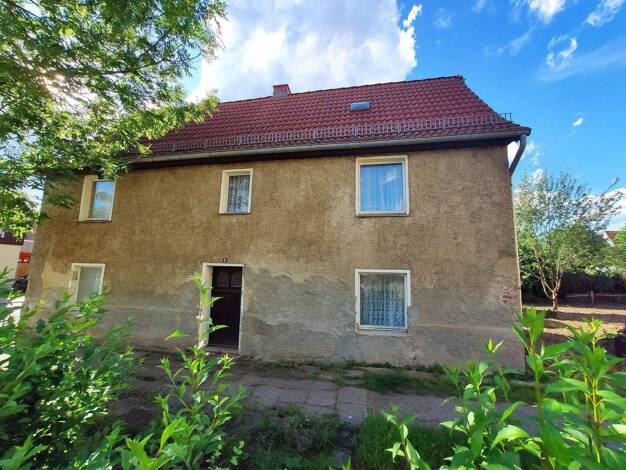 Einfamilienhaus zum Kauf provisionsfrei 58.000 € 8 Zimmer 130 m² 579 m² Grundstück Crossen Crossen an der Elster 07613