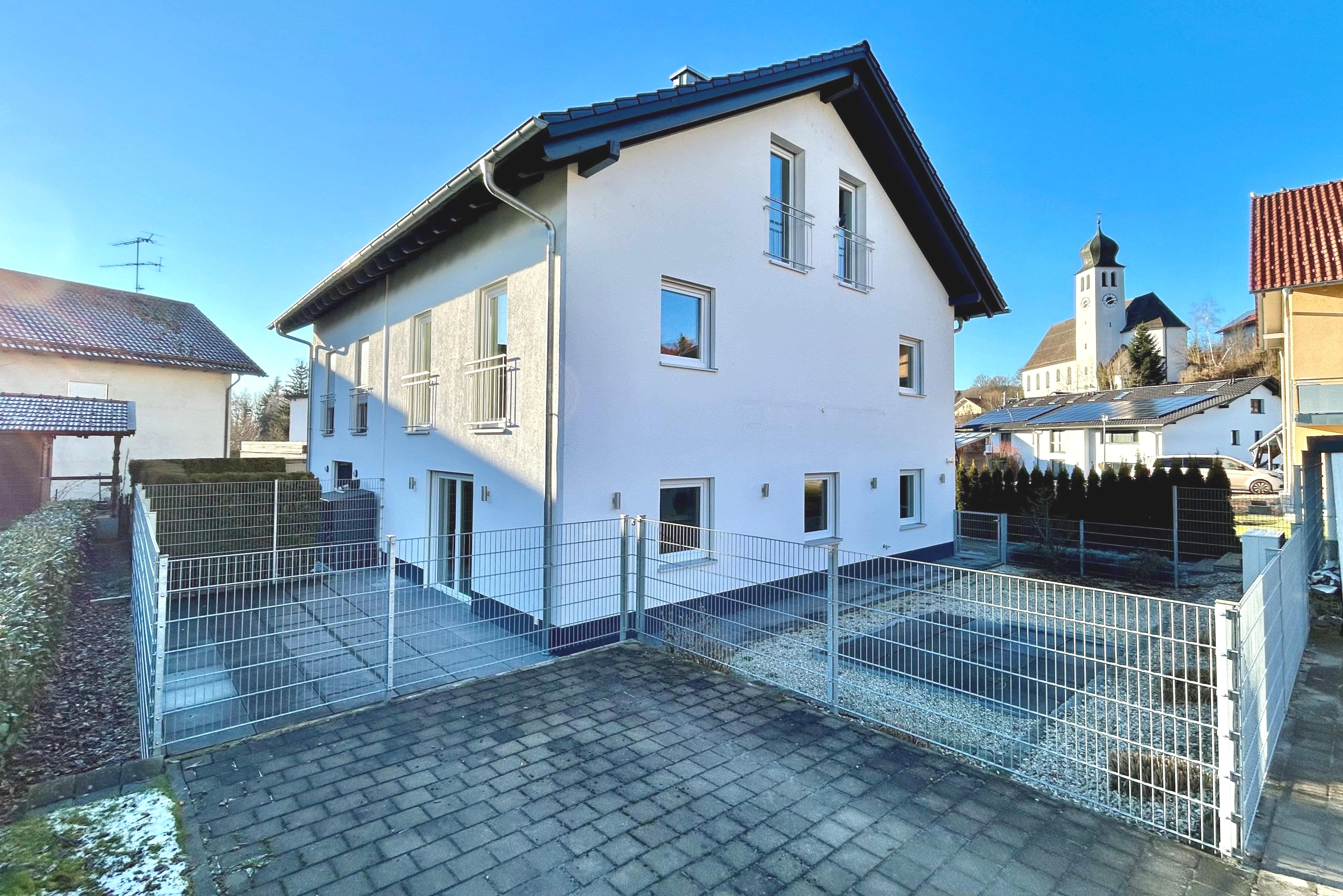 Doppelhaushälfte zum Kauf 499.000 € 5 Zimmer 143 m²<br/>Wohnfläche 400 m²<br/>Grundstück Mietraching Deggendorf 94469