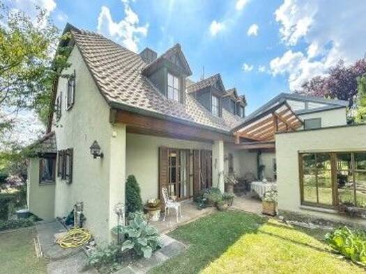 Doppelhaushälfte zur Miete 1.500 € 4 Zimmer 135 m² 518 m² Grundstück frei ab sofort Marktbreit Marktbreit 97340