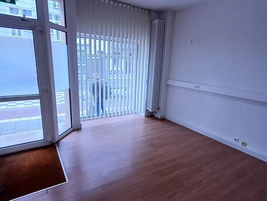 Büro zur Miete provisionsfrei 1.430 € 3 Zimmer 110 m² Bürofläche Gladbacher Straße 43 Unterbilk Düsseldorf 40219