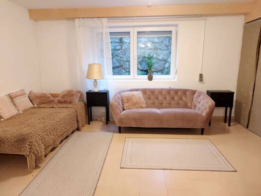 Wohnung zur Miete 700 € 1 Zimmer 35 m² frei ab sofort Sauerlach 82054