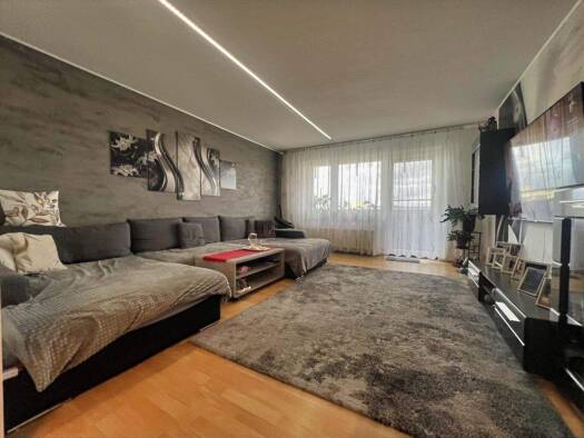 Wohnung zum Kauf 289.000 € 3,5 Zimmer 81 m² frei ab 31.08.2026 Nürtingen Nürtingen 72622