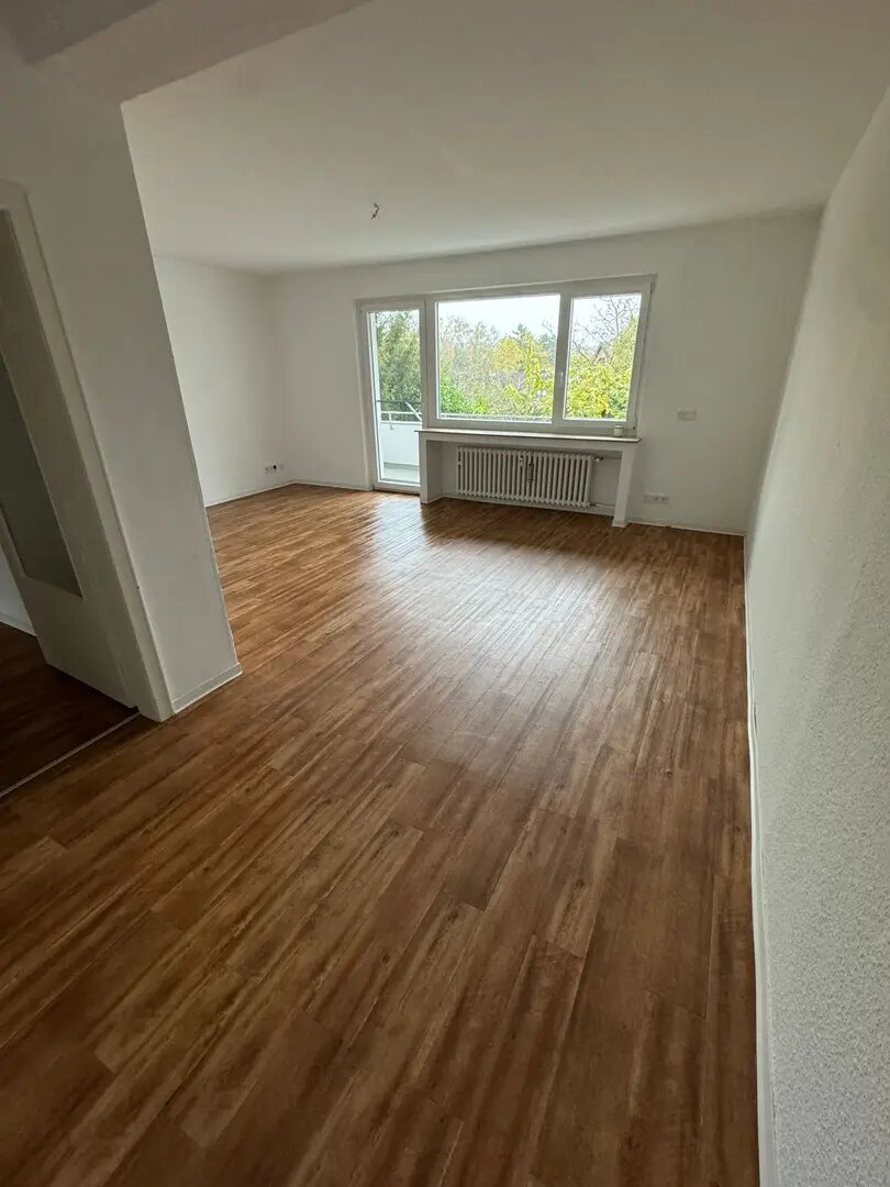 Schöne 3-Zimmerwohnung mit Balkon in Mülheim Saarn