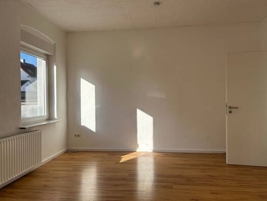 Wohnung zur Miete 390 € 2 Zimmer 65 m² EG Bahnhofstr. Neheim-Hüsten Arnsberg 59759
