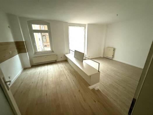 Wohnung zur Miete 440 € 3 Zimmer 83 m² EG frei ab sofort Bosestraße 43 Innenstadt Zwickau 08056