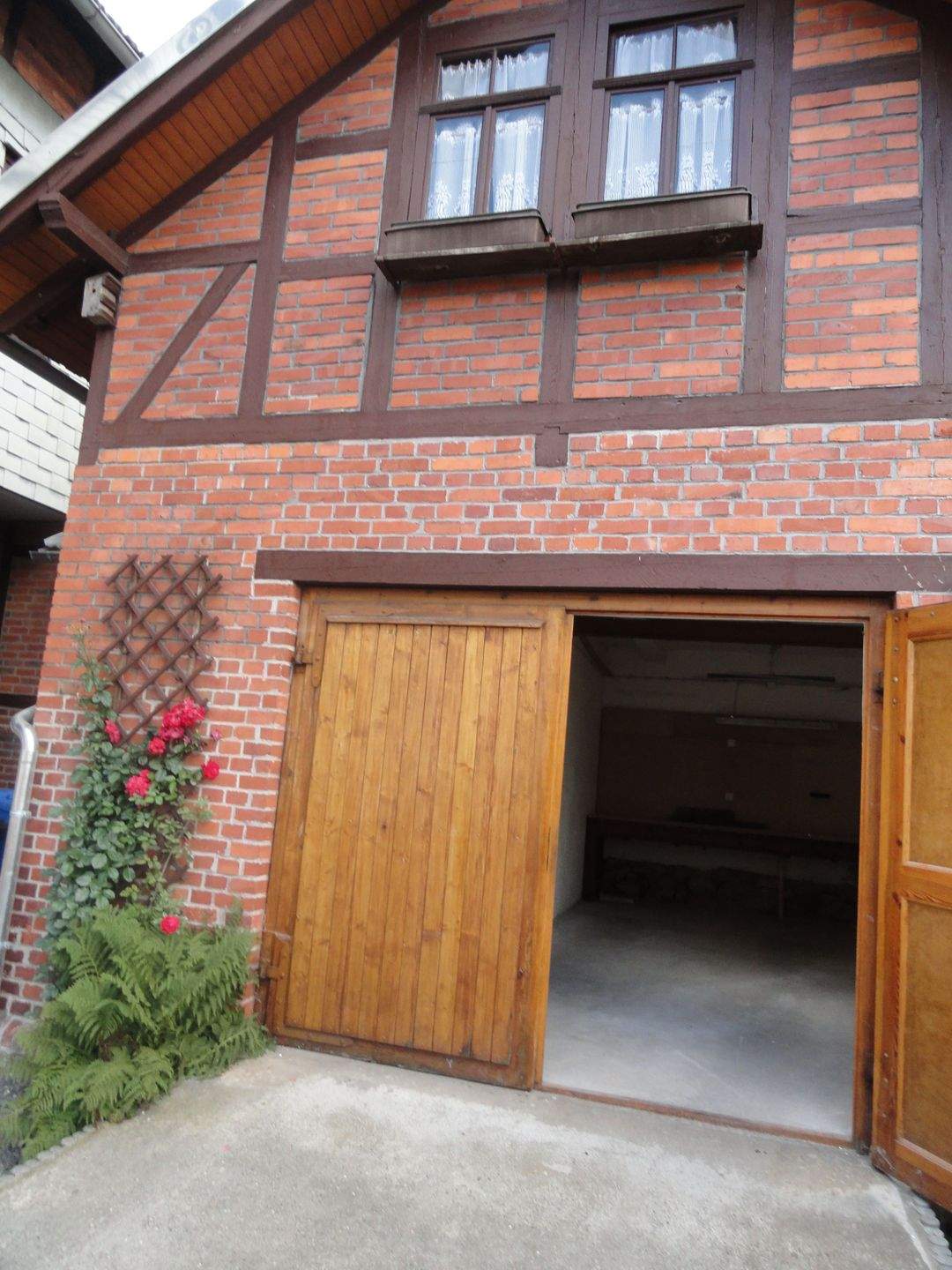 Immobilie in Sonneberg - Mehrfamilienhaus mit 3 Wohneinheiten in zentraler Lage von Sonneberg - Bild 3