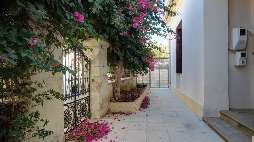 Haus zum Kauf 350.000 € 5 Zimmer 150 m² 979 m² Grundstück Kreta Sternes 731 00