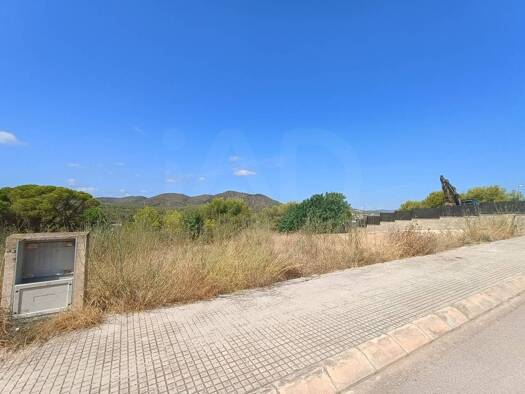 Wohn- und Gewerbegrundstück zum Kauf 97.000 € Santa Oliva 43710