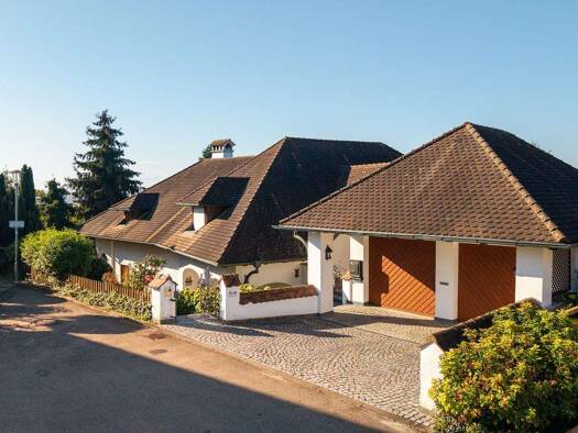 Einfamilienhaus zum Kauf 1.250.000 € 7 Zimmer 278 m² 1.256 m² Grundstück Neufrach Salem 88682