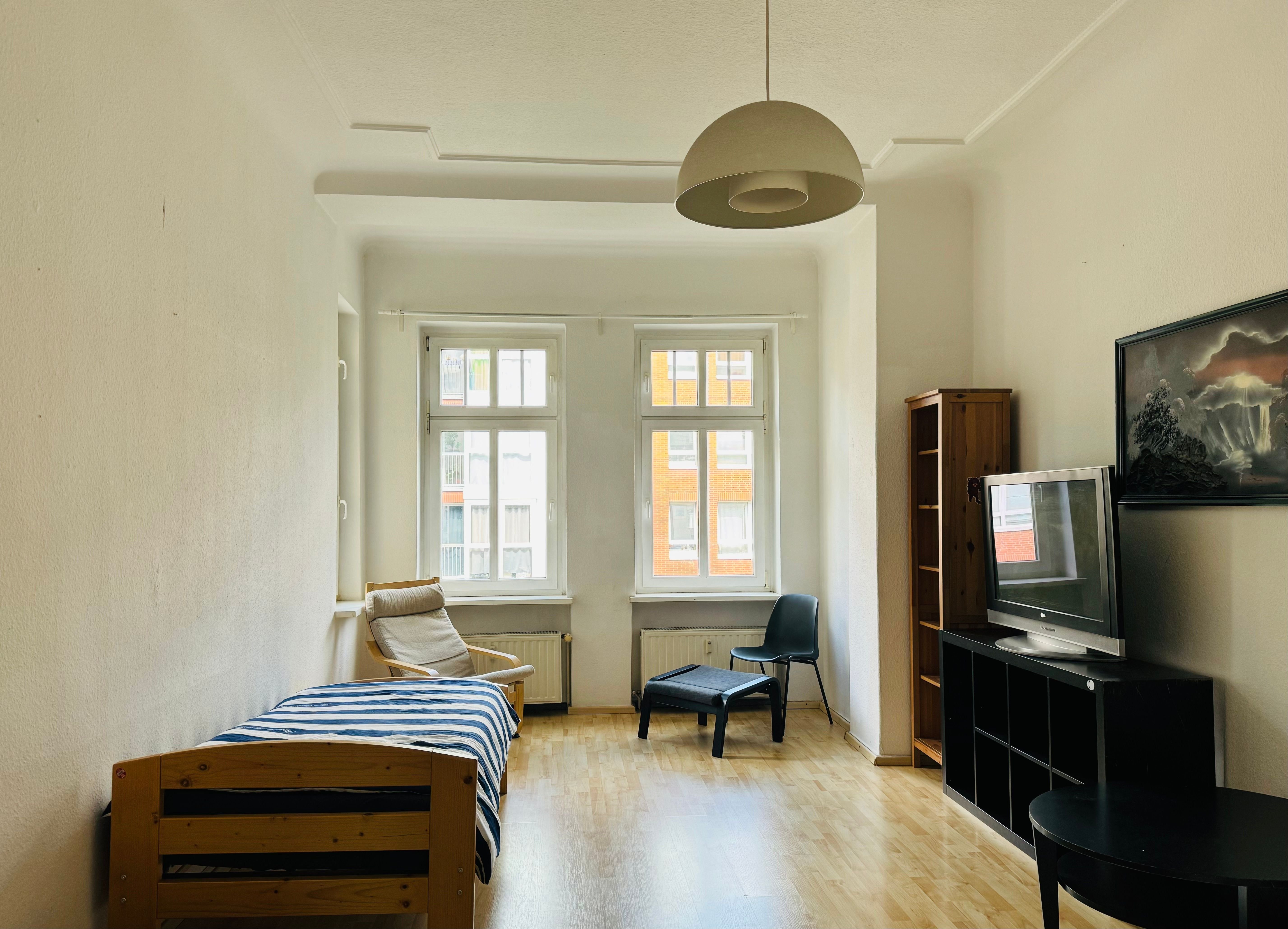 Wohnung zum Kauf 360.000 € 2 Zimmer 60 m²<br/>Wohnfläche 2.<br/>Geschoss ab sofort<br/>Verfügbarkeit Erich-Weinert-Str. 138 Prenzlauer Berg Berlin 10409