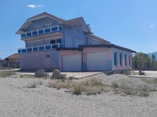 Einfamilienhaus zum Kauf 650.000 € 10 Zimmer 600 m² 7.900 m² Grundstück BOS PETROVAC 77250
