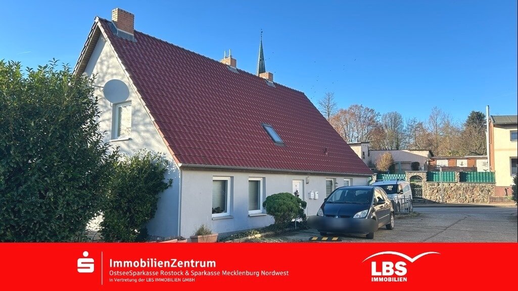 Mehrfamilienhaus zum Kauf als Kapitalanlage geeignet 316.000 € 8 Zimmer 170 m²<br/>Wohnfläche 411 m²<br/>Grundstück Kröpelin Kröpelin 18236