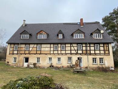 Mehrfamilienhaus zum Kauf 250.000 € 9 Zimmer 670 m² 9.580 m² Grundstück Südstraße 11 Berbersdorf Striegistal 09661