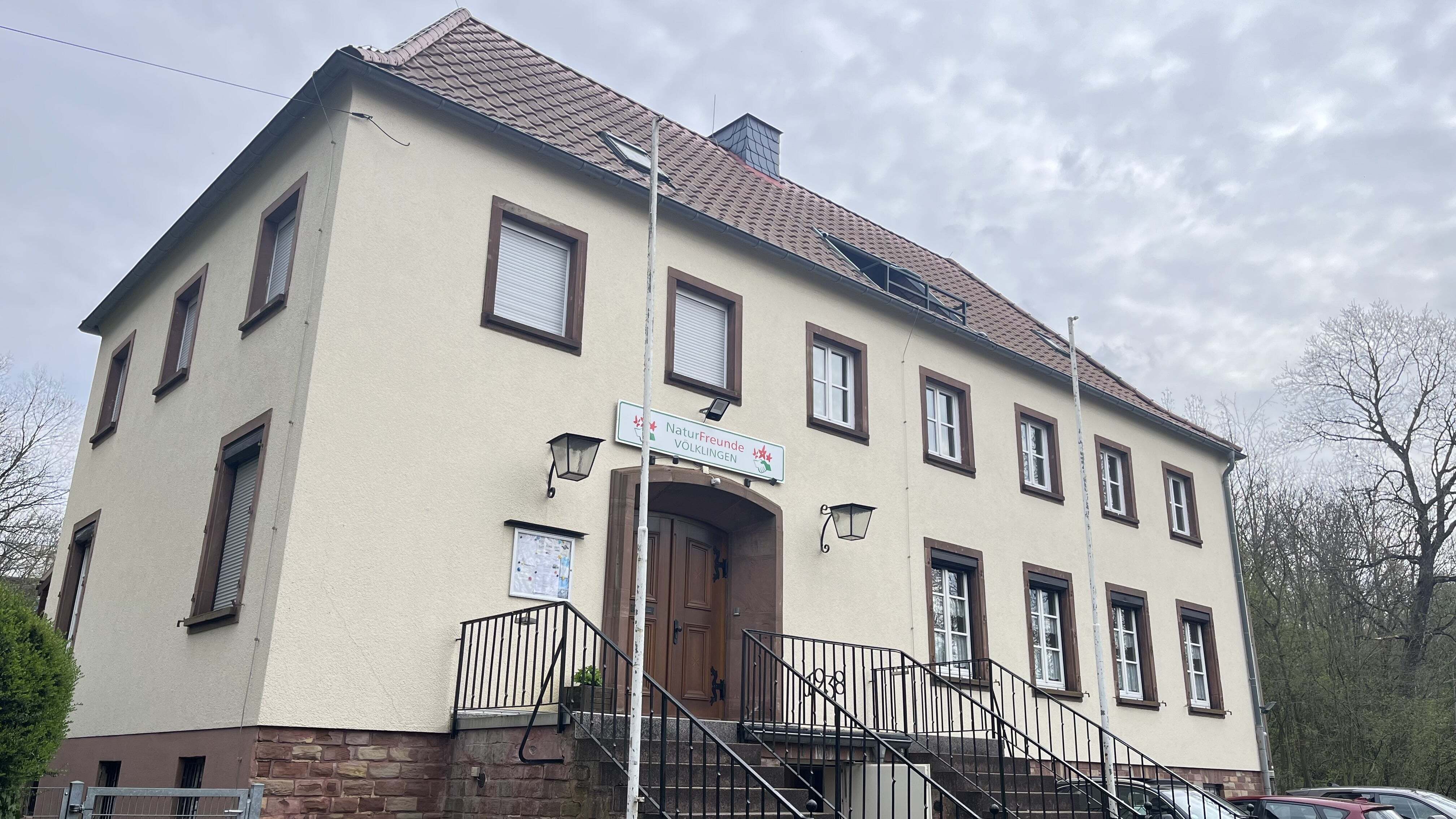 Mehrfamilienhaus zum Kauf 490.000 € 9 Zimmer 450 m²<br/>Wohnfläche 1.464 m²<br/>Grundstück Heidstock Völklingen 66333