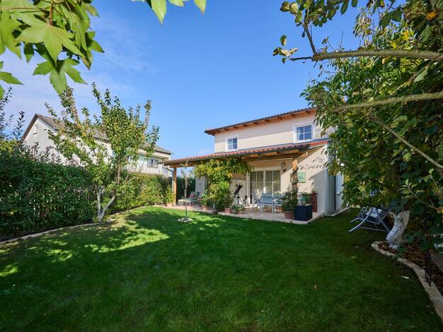 Mehrfamilienhaus zum Kauf 669.000 € 6 Zimmer 193,6 m² 443 m² Grundstück Straubing Straubing 94315