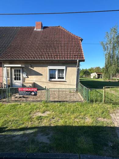 Doppelhaushälfte zum Kauf 85.000 € 4 Zimmer 80 m² 2.000 m² Grundstück frei ab sofort Düssin Brahlstorf 19273