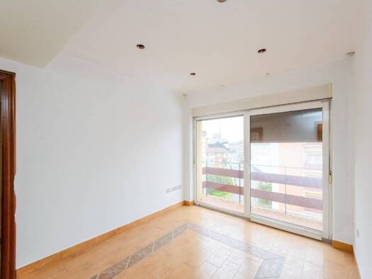 Wohnung zum Kauf 160.000 € 3 Zimmer 117 m² Siero 33510