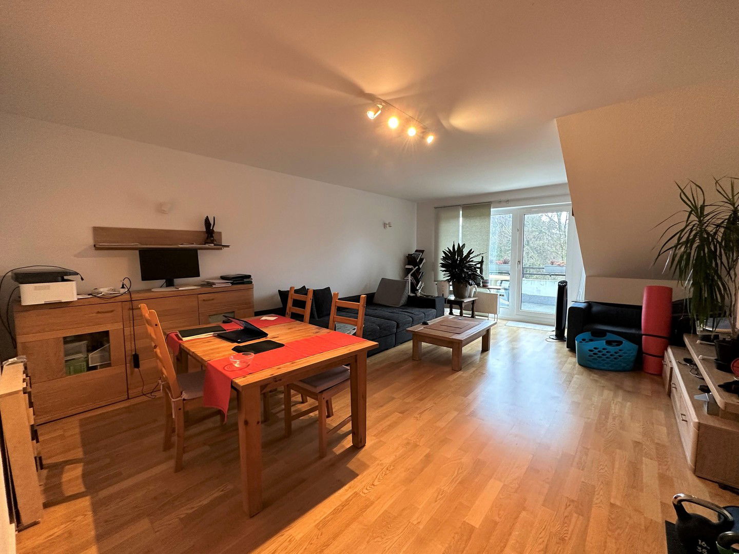 Wohnung zur Miete 850 € 2 Zimmer 65 m²<br/>Wohnfläche 2.<br/>Geschoss 01.12.2024<br/>Verfügbarkeit Büderich Meerbusch 40667