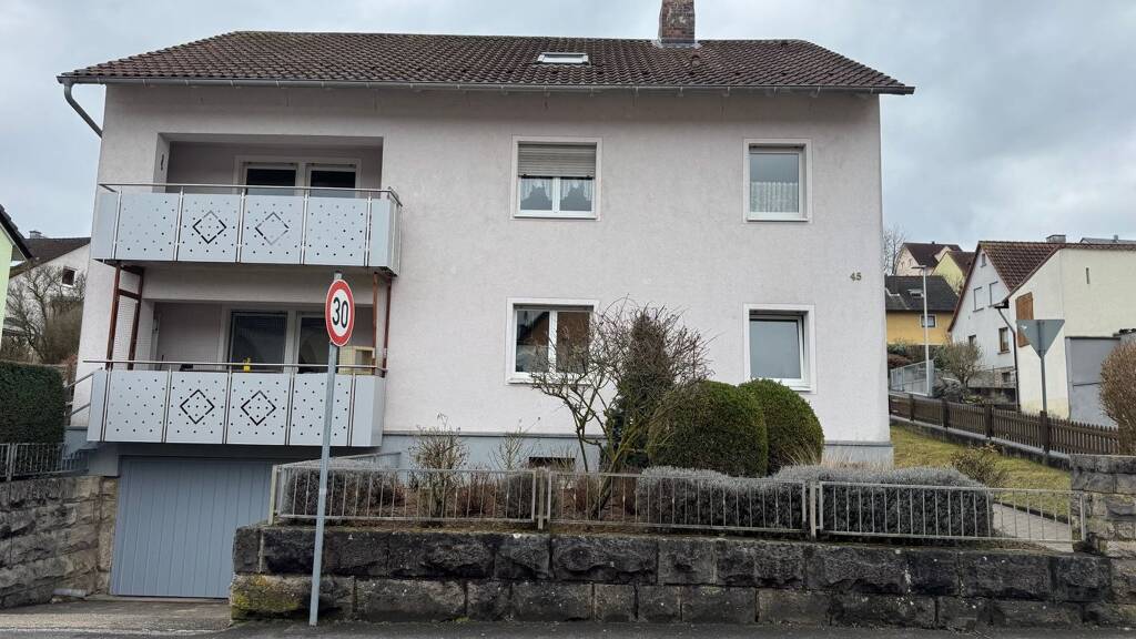 Wohnung zur Miete 600 € 3 Zimmer 75 m² Geschoss 2/3 frei ab 01.06.2026 Güntersleben 97261