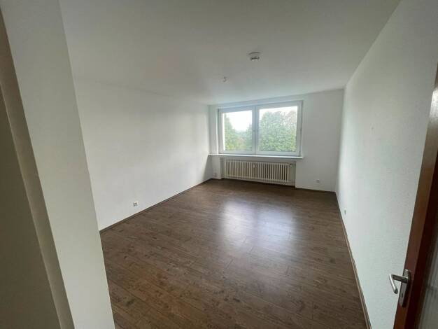 Wohnung zur Miete 350 € 1 Zimmer 36 m² 1. Geschoss Hahnerberger Straße 15 Cronenberg Wuppertal 42349