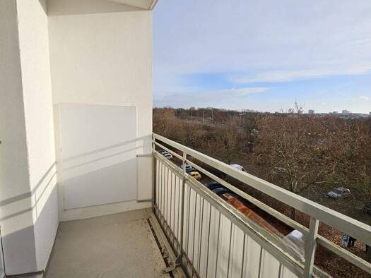 Wohnung zur Miete 336 € 3 Zimmer 55,9 m² 3. Geschoss Am Stadtblick 1 Neustädter Feld Magdeburg 39128