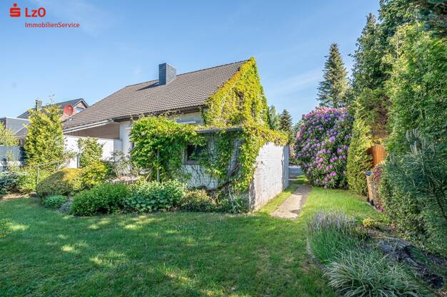 Doppelhaushälfte zum Kauf 140.000 € 4 Zimmer 112,7 m² 783 m² Grundstück frei ab sofort Grafschaft Schortens 26419