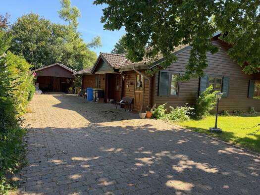 Einfamilienhaus zum Kauf 255.000 € 4 Zimmer 106,8 m² 950 m² Grundstück Süderheistedt Süderheistedt 25779