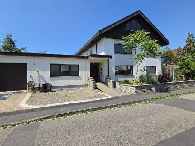 Mehrfamilienhaus zum Kauf 970.000 € 376 m² 768 m² Grundstück Veitshöchheim Veitshöchheim 97209
