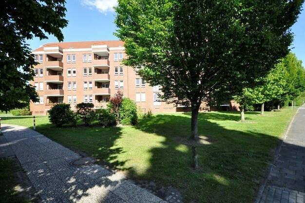 Wohnung zur Miete 525 € 3 Zimmer 80,6 m² 3. Geschoss frei ab 01.09.2025 Norderneystr. 13 Heppens Wilhelmshaven 26384