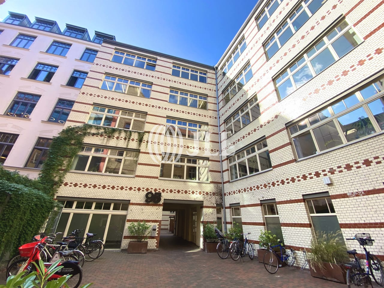 Bürofläche zur Miete provisionsfrei 25 € 637,7 m²<br/>Bürofläche ab 150 m²<br/>Teilbarkeit Mitte Berlin 10178