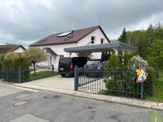 Einfamilienhaus zum Kauf 1.750.000 € 7 Zimmer 232,7 m² 1.222 m² Grundstück frei ab sofort Veit-Stoß-Weg 4 Coburg Coburg 96450