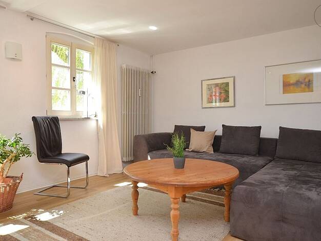 Wohnung zur Miete 950 € 2 Zimmer 70 m² EG frei ab sofort Prichsenstadt Prichsenstadt 97357