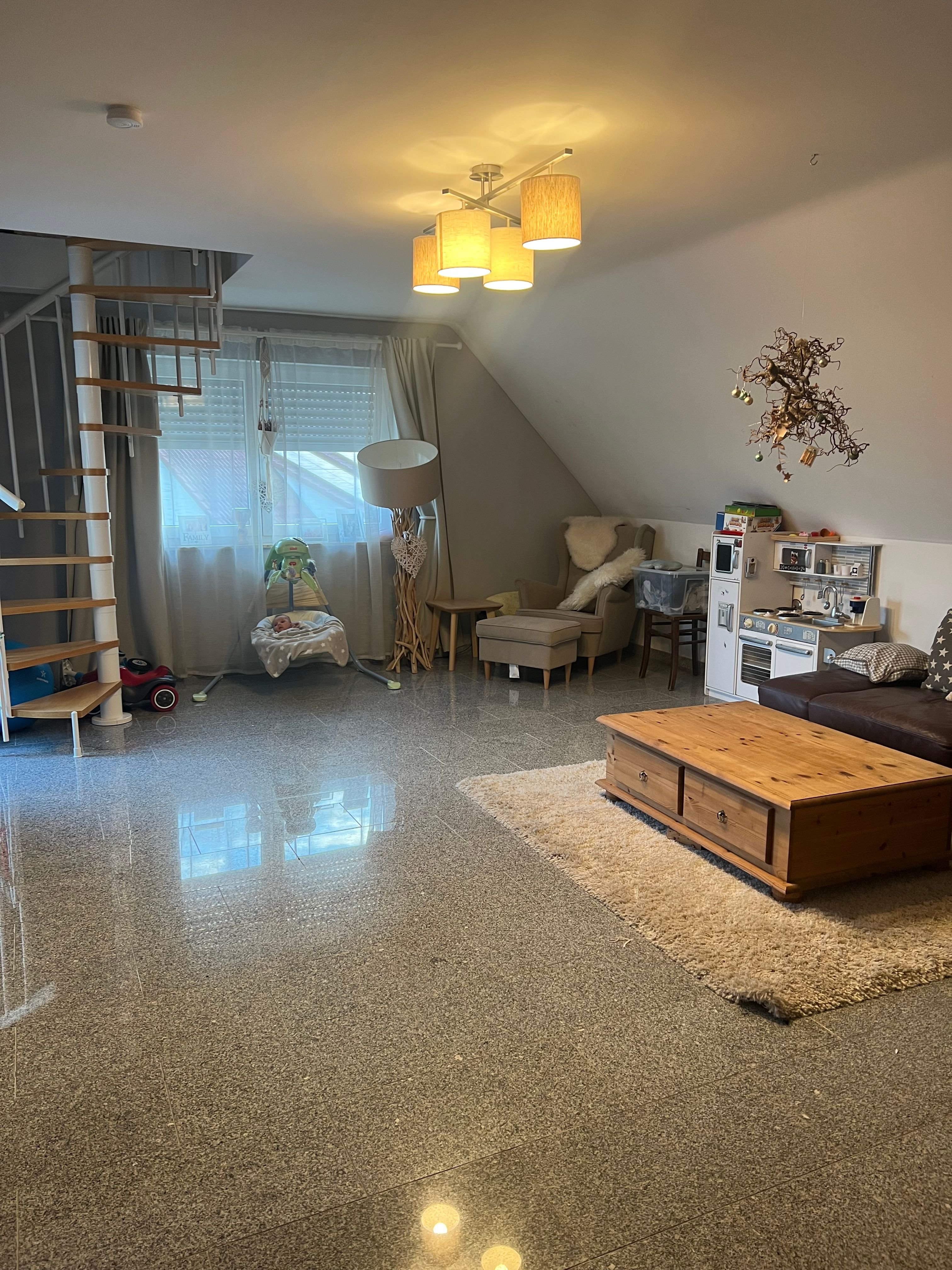 Maisonette zur Miete 1.250 € 4 Zimmer 130 m²<br/>Wohnfläche 2.<br/>Geschoss Tannenweg Hagenbüchach Hagenbüchach 91469