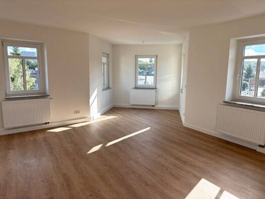 Wohnung zur Miete 1.260 € 4 Zimmer 105 m² 2. Geschoss Briesnitz Dresden 01157