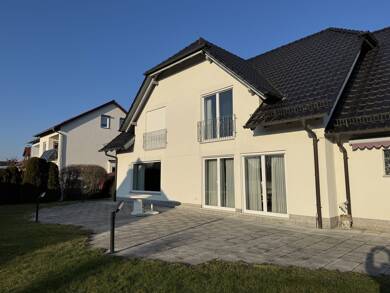 Einfamilienhaus zum Kauf 599.000 € 7 Zimmer 285 m² 890 m² Grundstück Hohenroth Hohenroth 97618