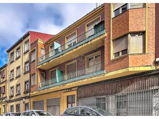 Haus zum Kauf 320.000 € 1 Zimmer 576 m² León 24009
