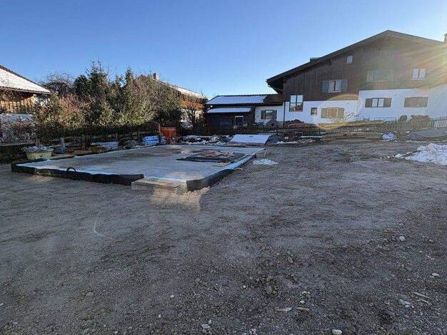 Einfamilienhaus zum Kauf - Erstbezug provisionsfrei 1.170.000 € 6 Zimmer 180 m² 419 m² Grundstück frei ab 31.12.2026 Rosenweg 4 Waakirchen 83666