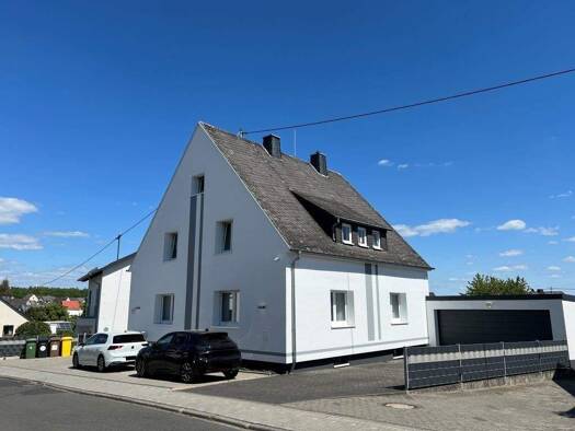 Mehrfamilienhaus zum Kauf 449.000 € 8 Zimmer 183 m² 1.194 m² Grundstück Görgeshausen 56412