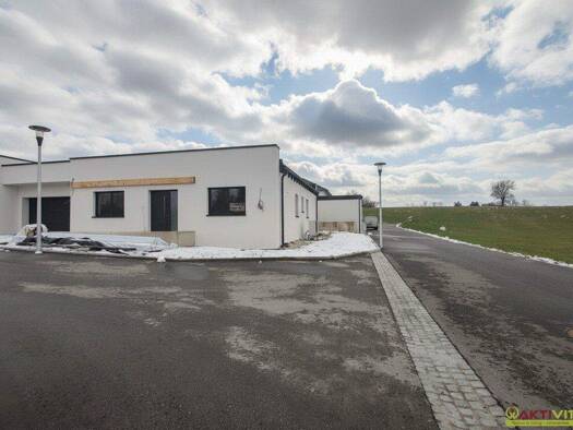 Doppelhaushälfte zum Kauf 469.900 € 4 Zimmer 135,5 m² Andorf 4770