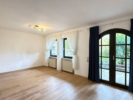 Wohnung zur Miete 650 € 2 Zimmer 65 m² Geschoss EG/2 frei ab 01.11.2026 Tarforst Trier 54296
