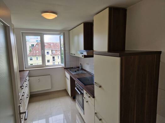 Wohnung zur Miete 740 € 2 Zimmer 57 m² Geschoss 3/3 frei ab 01.09.2025 Eißendorf Hamburg 21073