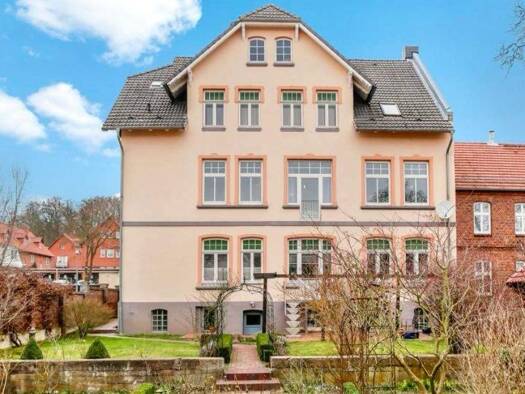 Wohnung zum Kauf 259.000 € 5 Zimmer 126 m² Hamburger Straße 27 Boizenburg 19258