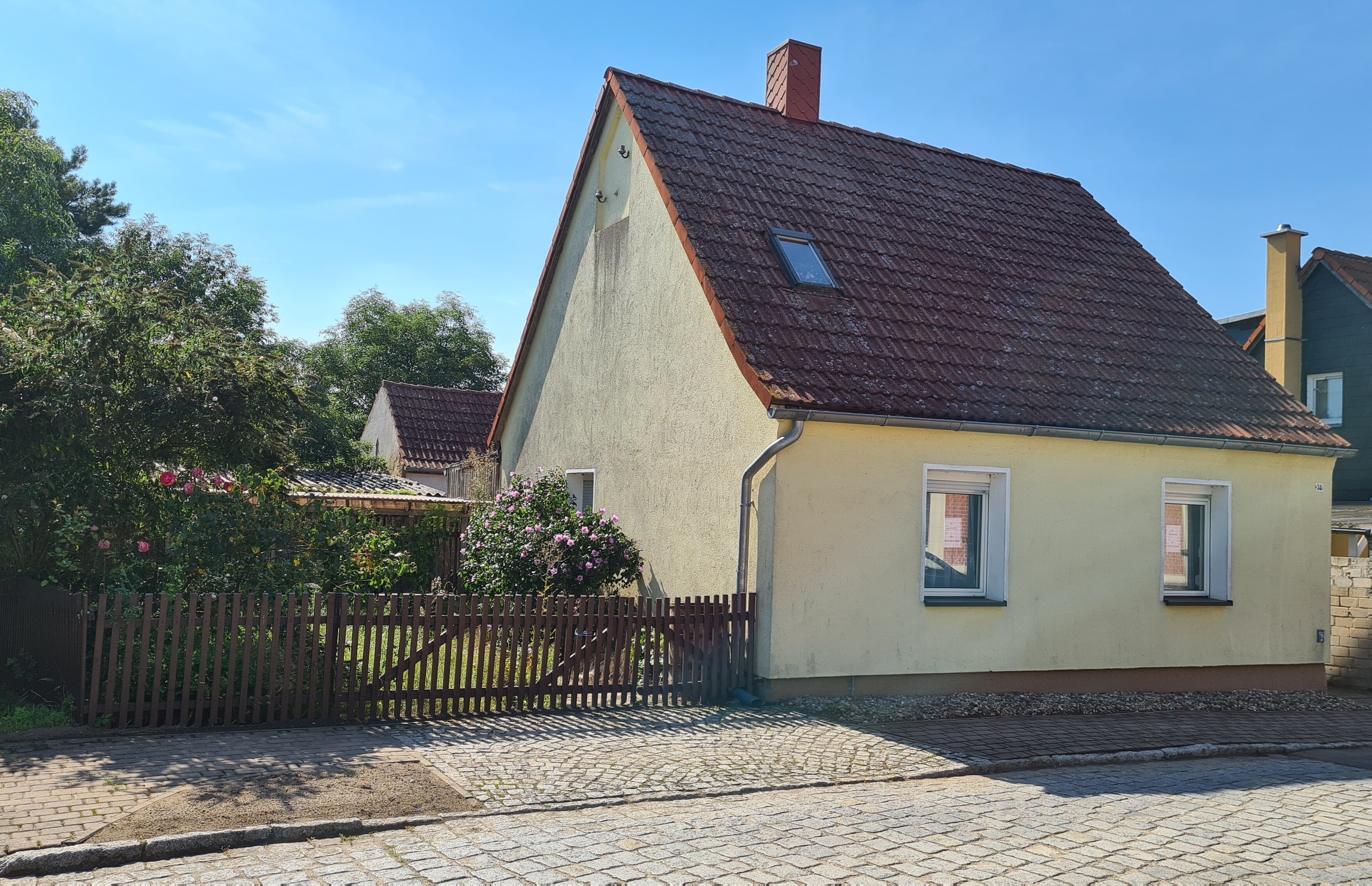 Einfamilienhaus zum Kauf provisionsfrei 49.000 € 6 Zimmer 79 m²<br/>Wohnfläche 403 m²<br/>Grundstück Uetz Tangerhütte 39517