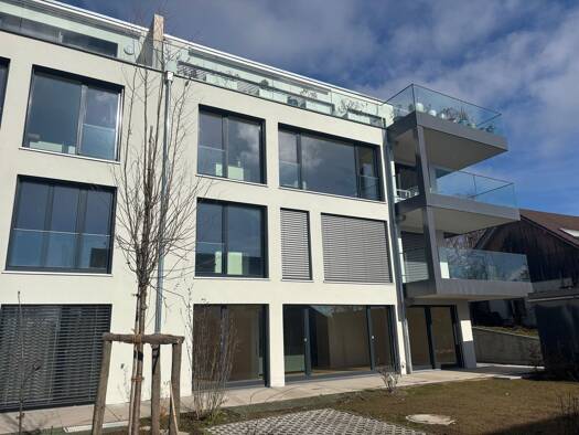 Terrassenwohnung zur Miete 2.390 € 3,5 Zimmer 127 m² Geschoss EG/3 frei ab 01.04.2026 Seehaldenstraße 24 Überlingen 88662