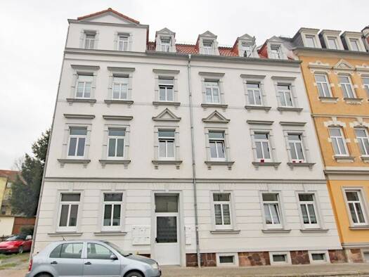 Wohnung zur Miete 250 € 1 Zimmer 40 m² 3. Geschoss frei ab sofort Dresdner Platz 1 Döbeln 04720