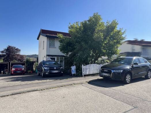 Doppelhaushälfte zum Kauf 325.000 € 3,5 Zimmer 110 m² 412 m² Grundstück frei ab 01.02.2027 Horheim Wutöschingen 79793